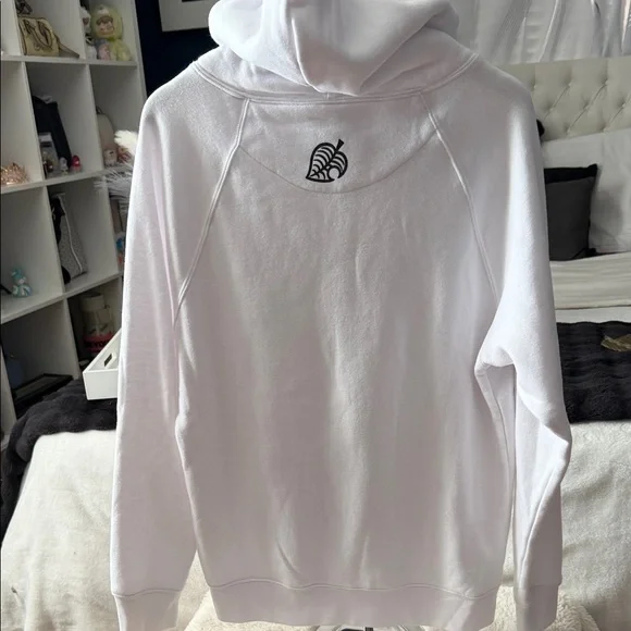 Nintendo White Hoodie with Black Dog Design - Picture 3 of 4